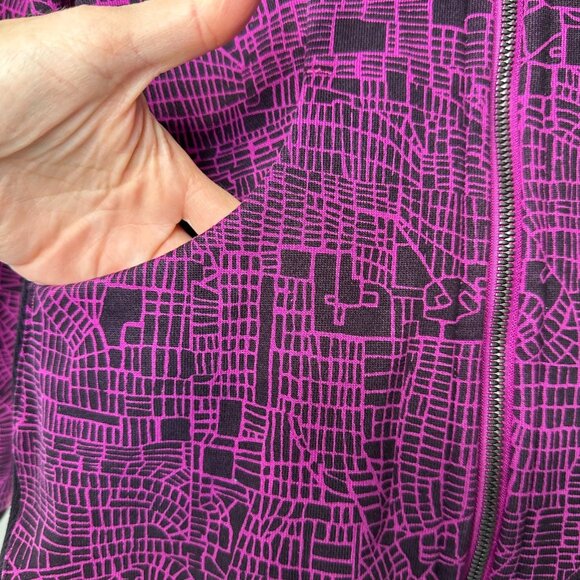 Lululemon Scuba Hoodie Seawheeze Grid Map Regal Plum Black Running Size 6 - Picture 5 of 12
